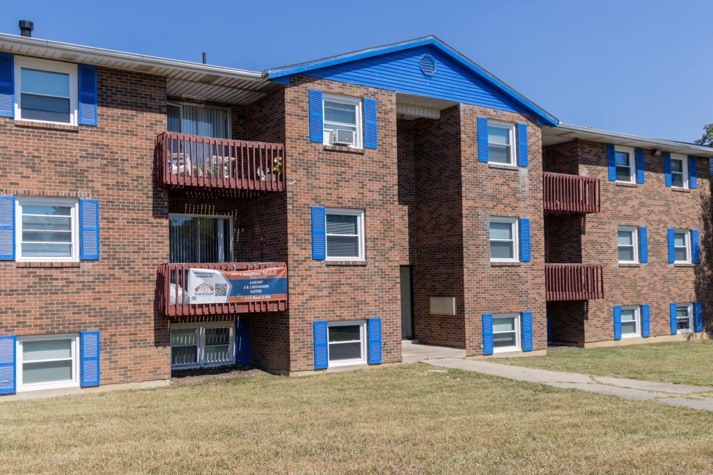 696 Gordon Smith Blvd unit # 7 – photo 2