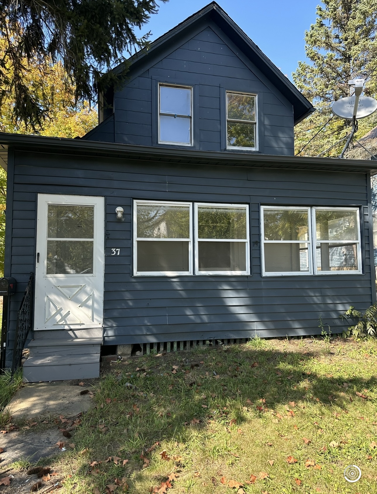 37 Magnolia Ave – photo 1