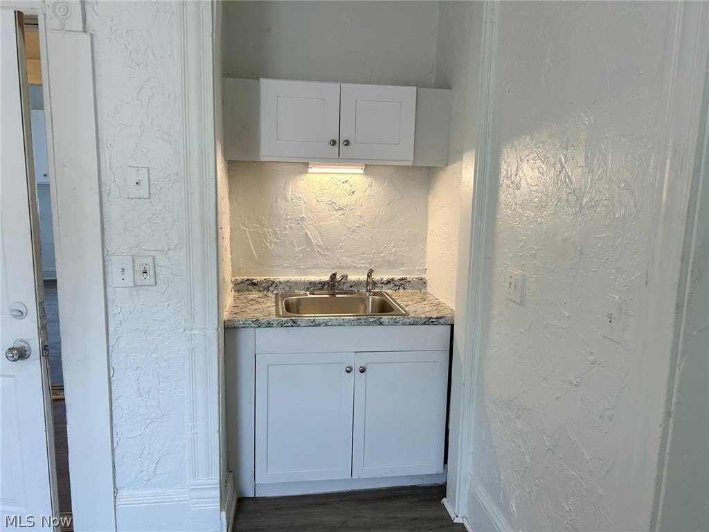 3654 E 53rd St #3 – photo 3
