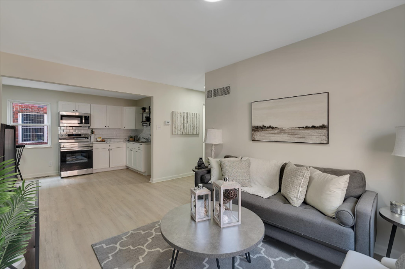 2649 Keokuk St unit 1R – photo 1