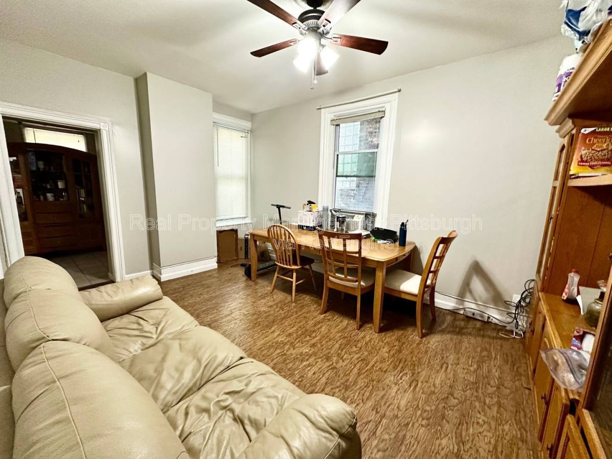 335 Lawn St – photo 2