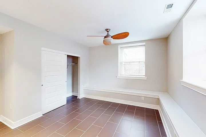 Melrose Apartments – photo 1