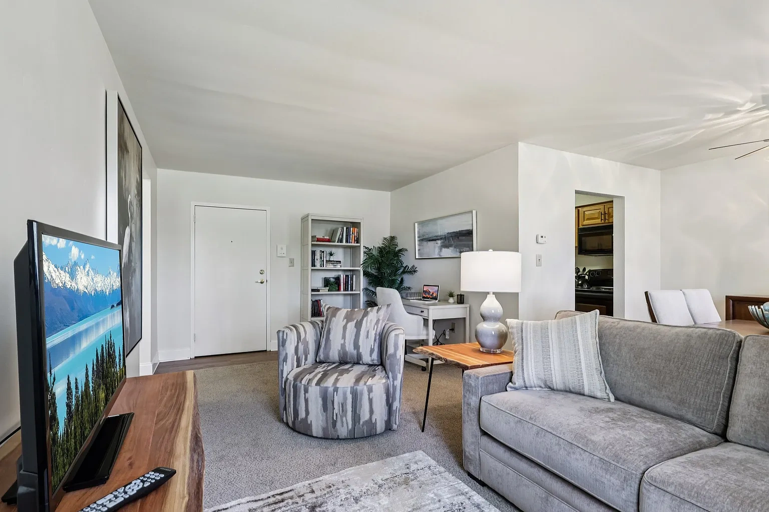 Monroeville Apartments at Birnam Wood – photo 4