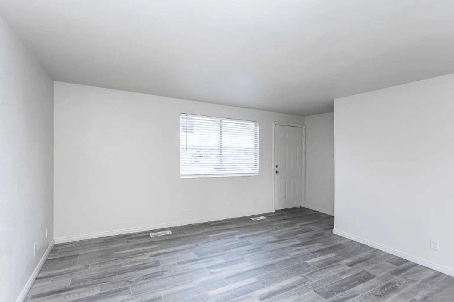 Townhomes at Mountain Ridge – photo 4