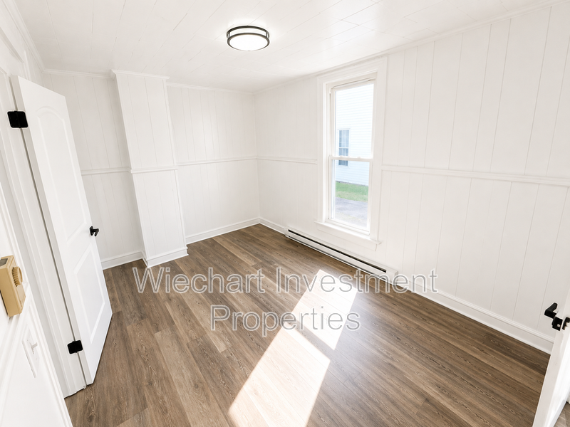 1028 W Wayne St – photo 4