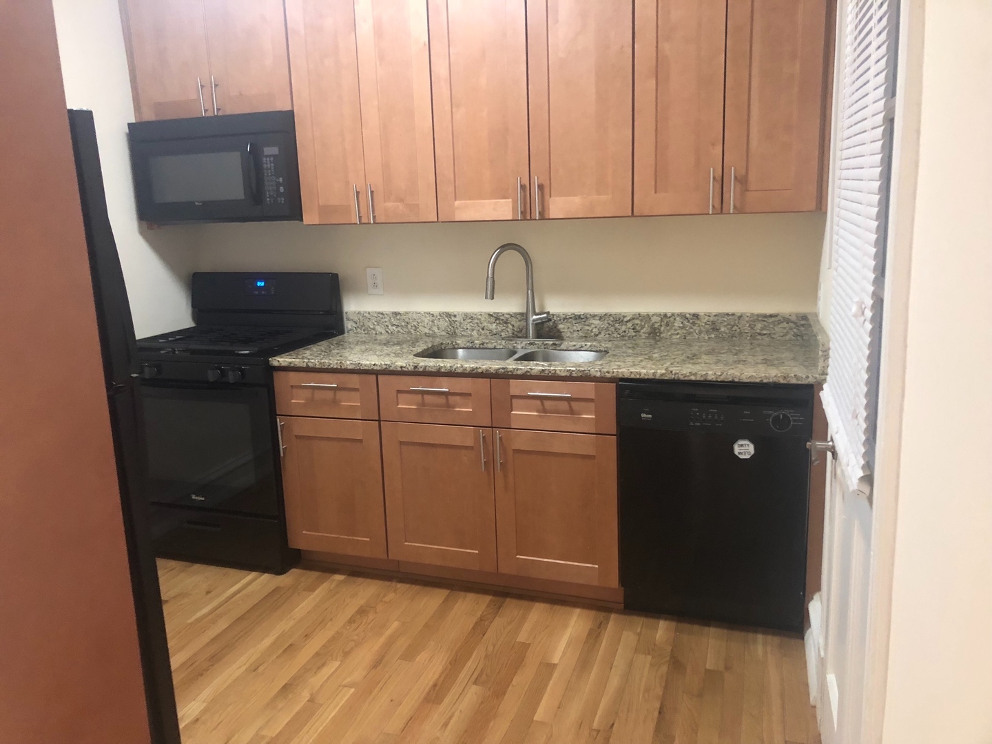 2826 Monument Ave unit #4 – photo 2