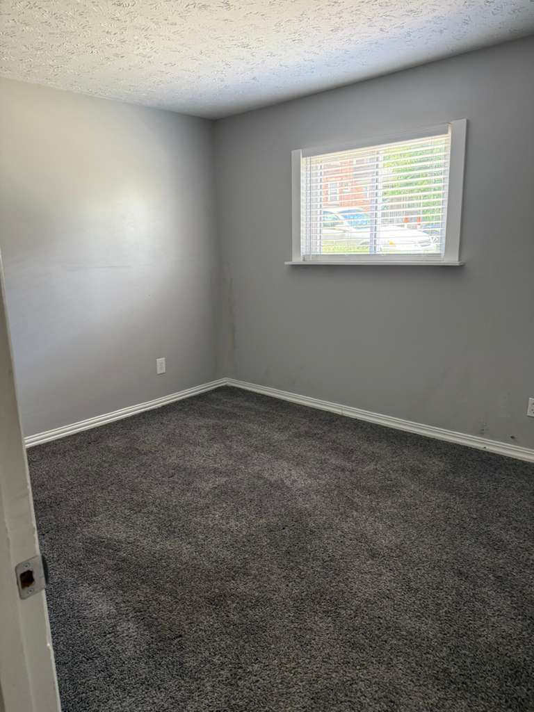 4911 Ash St unit 1 – photo 4