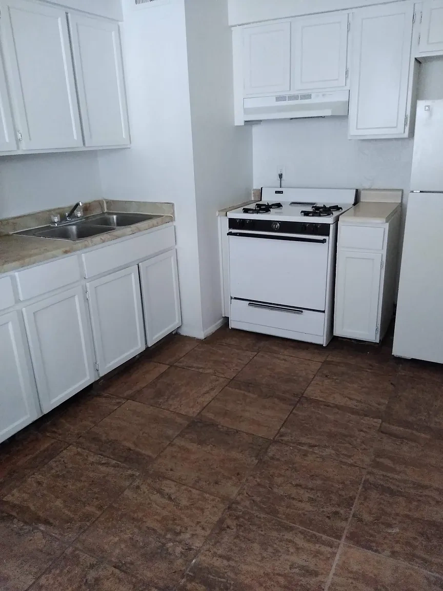 Puerta del Sol Apartments llc. – photo 2