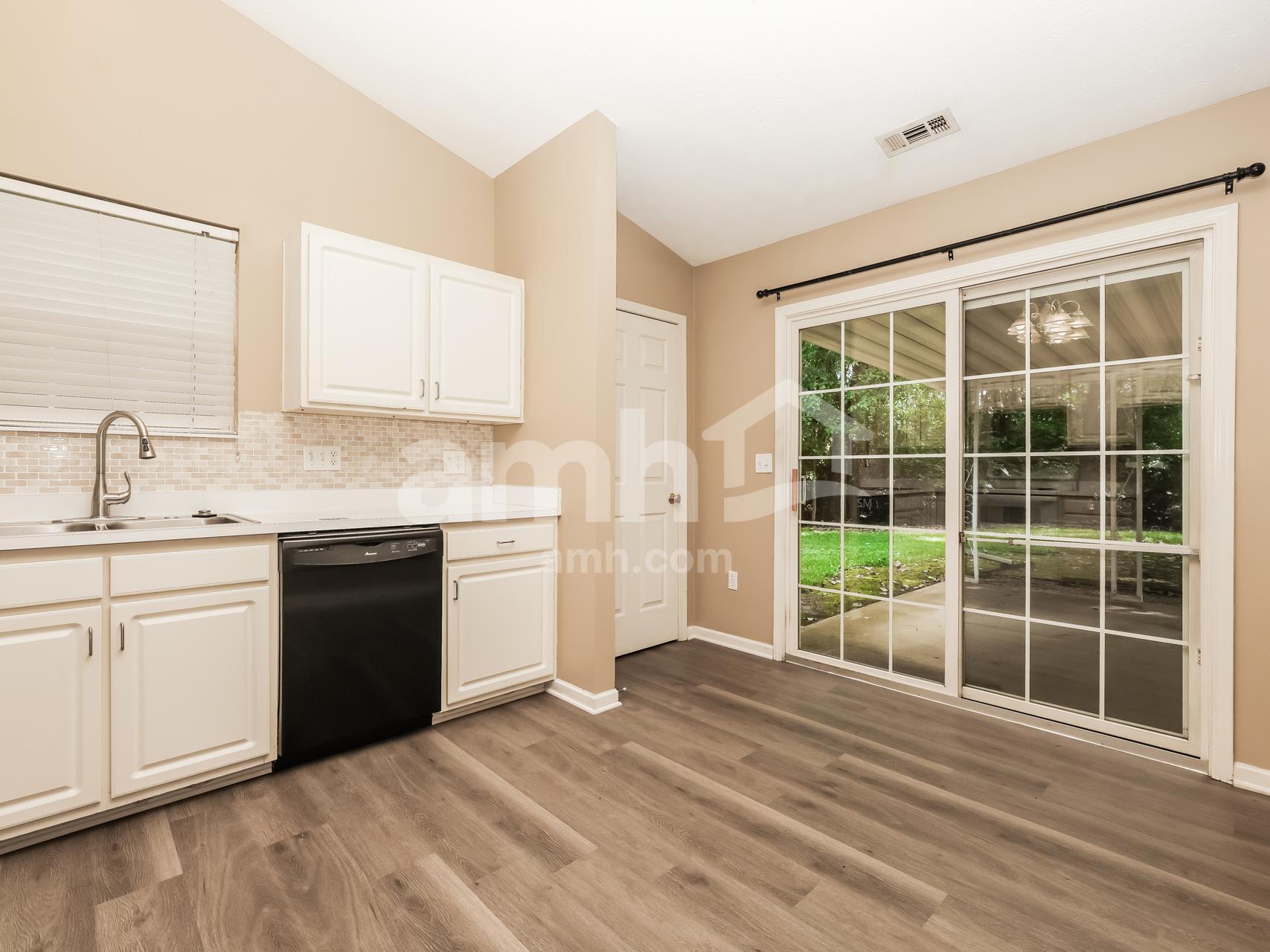 39 Mark Twain Ct – photo 4