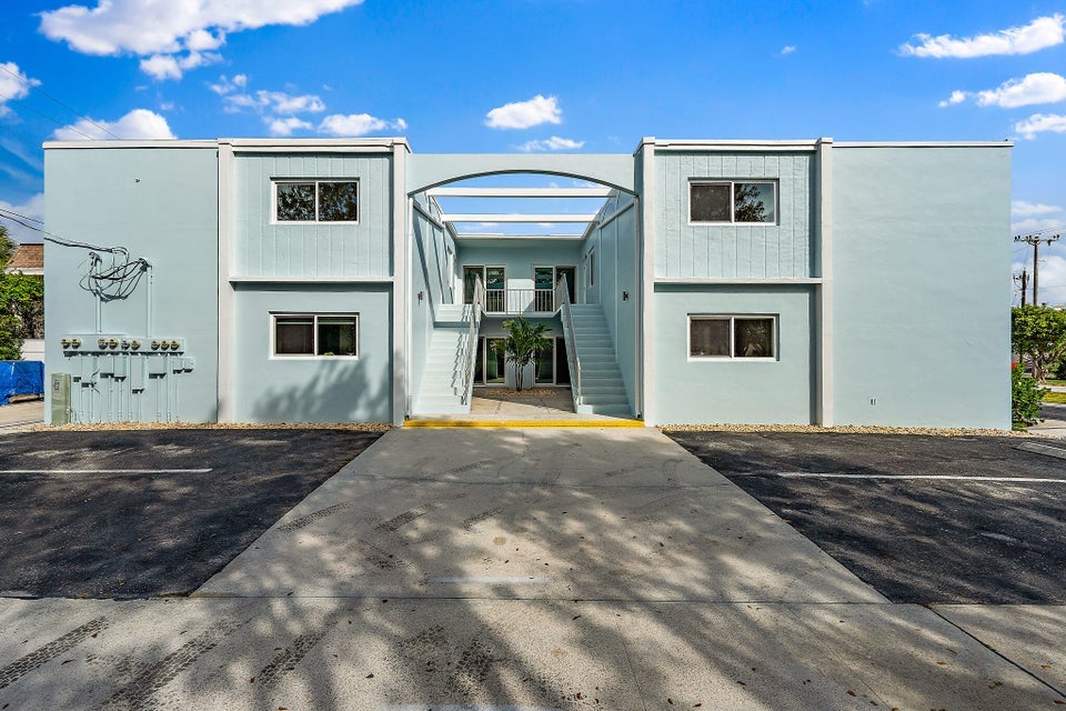 401 Southwind Dr unit 1 – photo 1