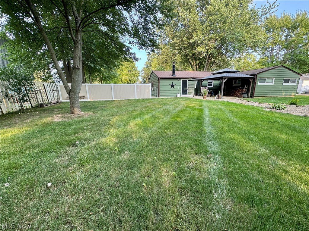 12755 Vincent Dr – photo 4
