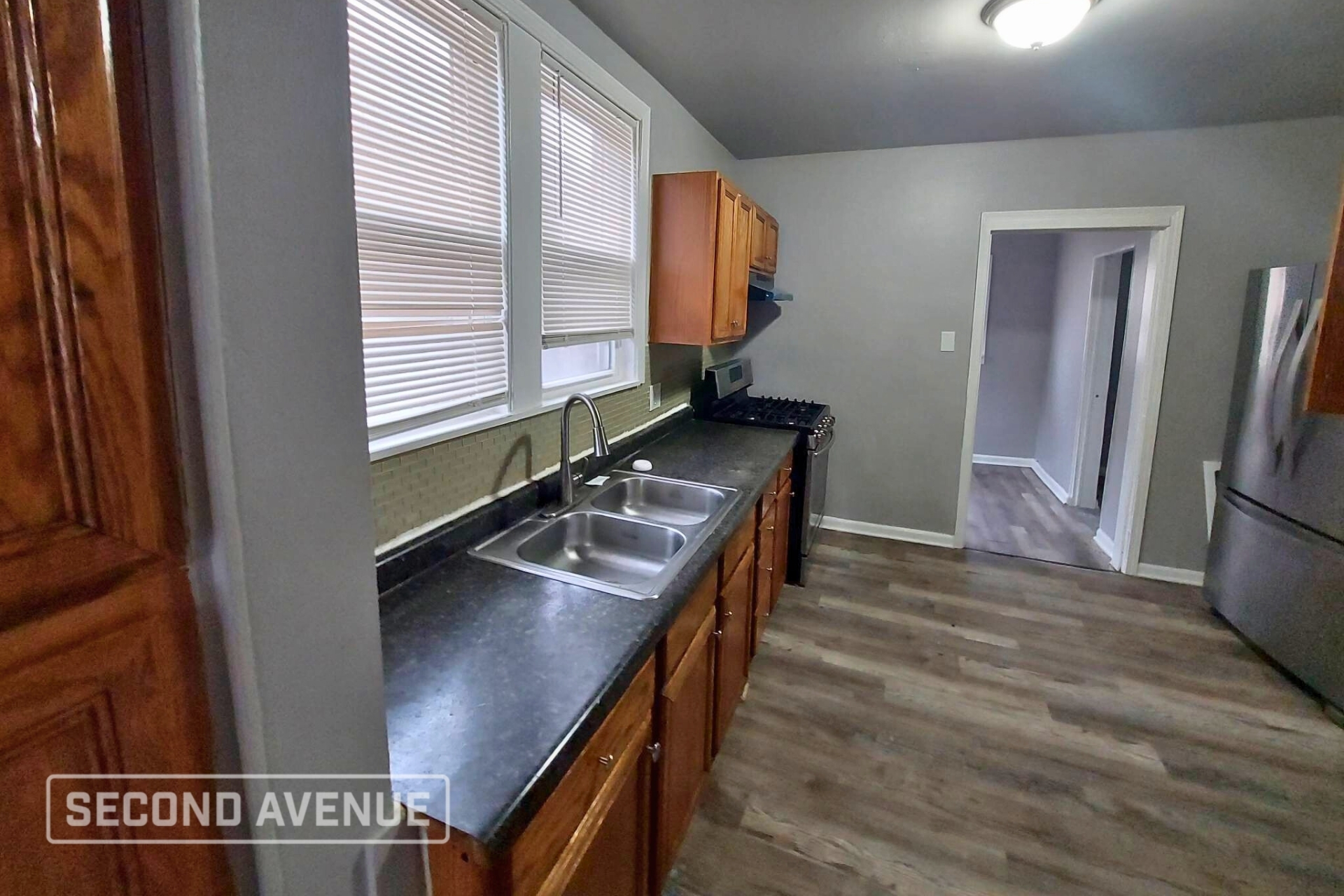 8312 S Aberdeen St – photo 4