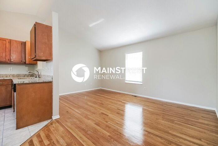 1574 Autumn Village Dr – photo 2