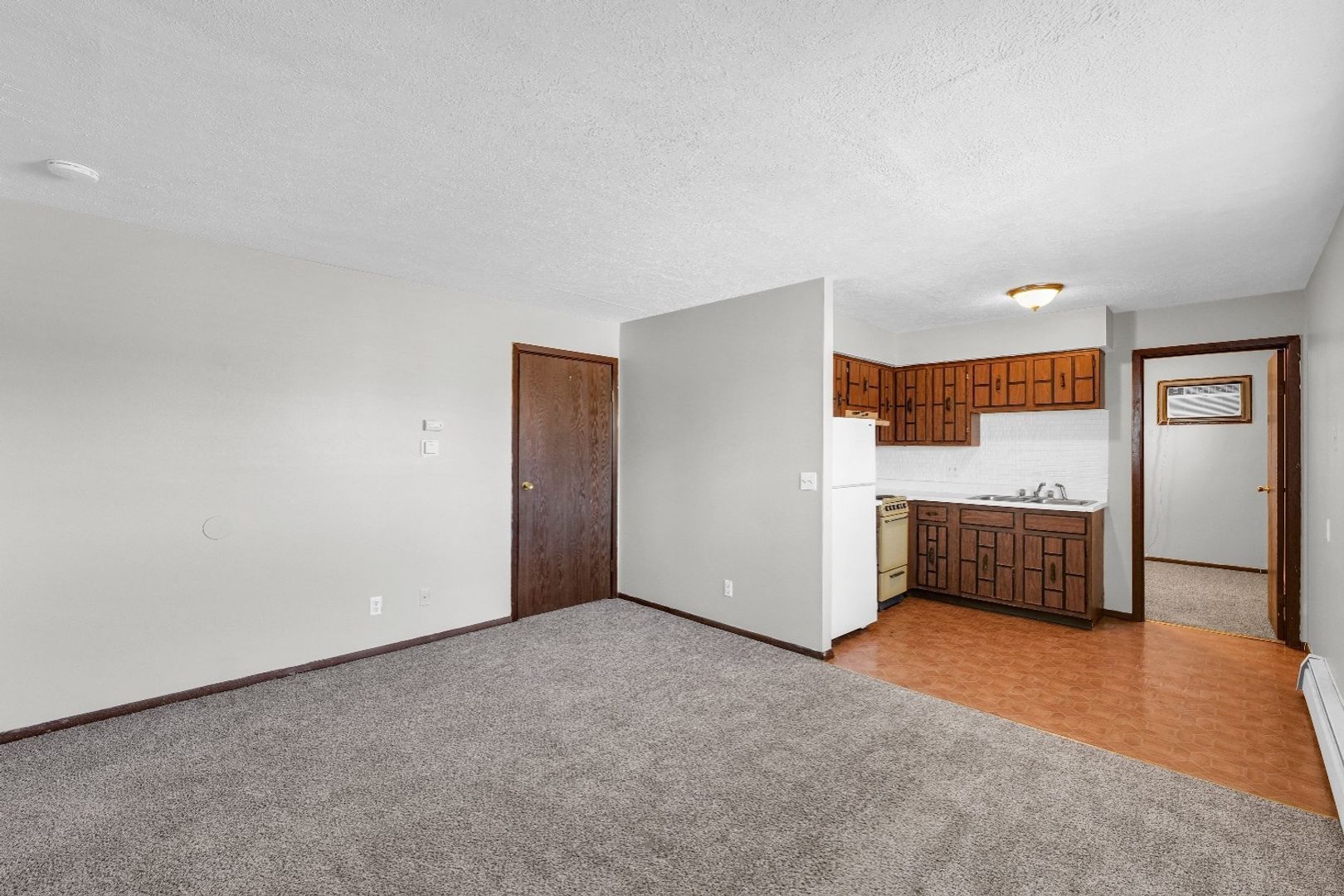 205 W Shelbourne Dr unit 5 – photo 4
