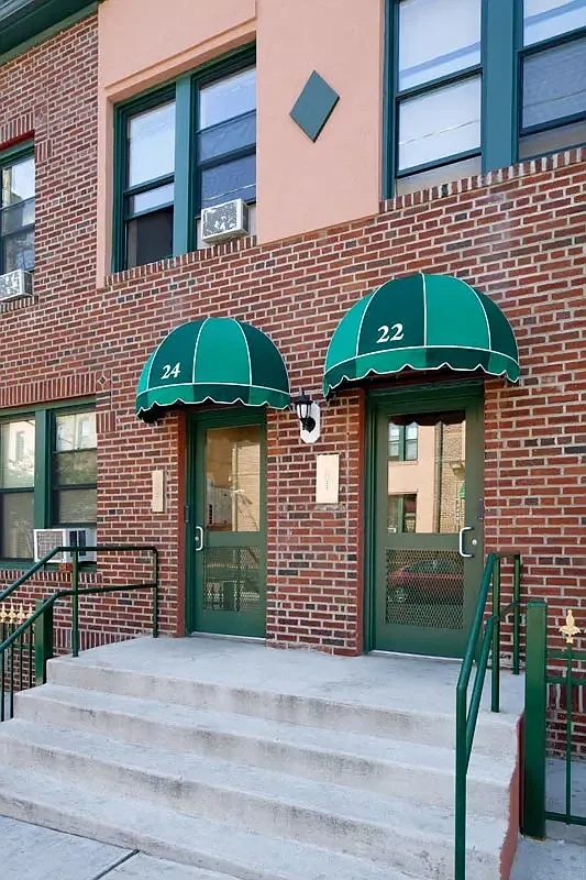 Bedell Towers – photo 1