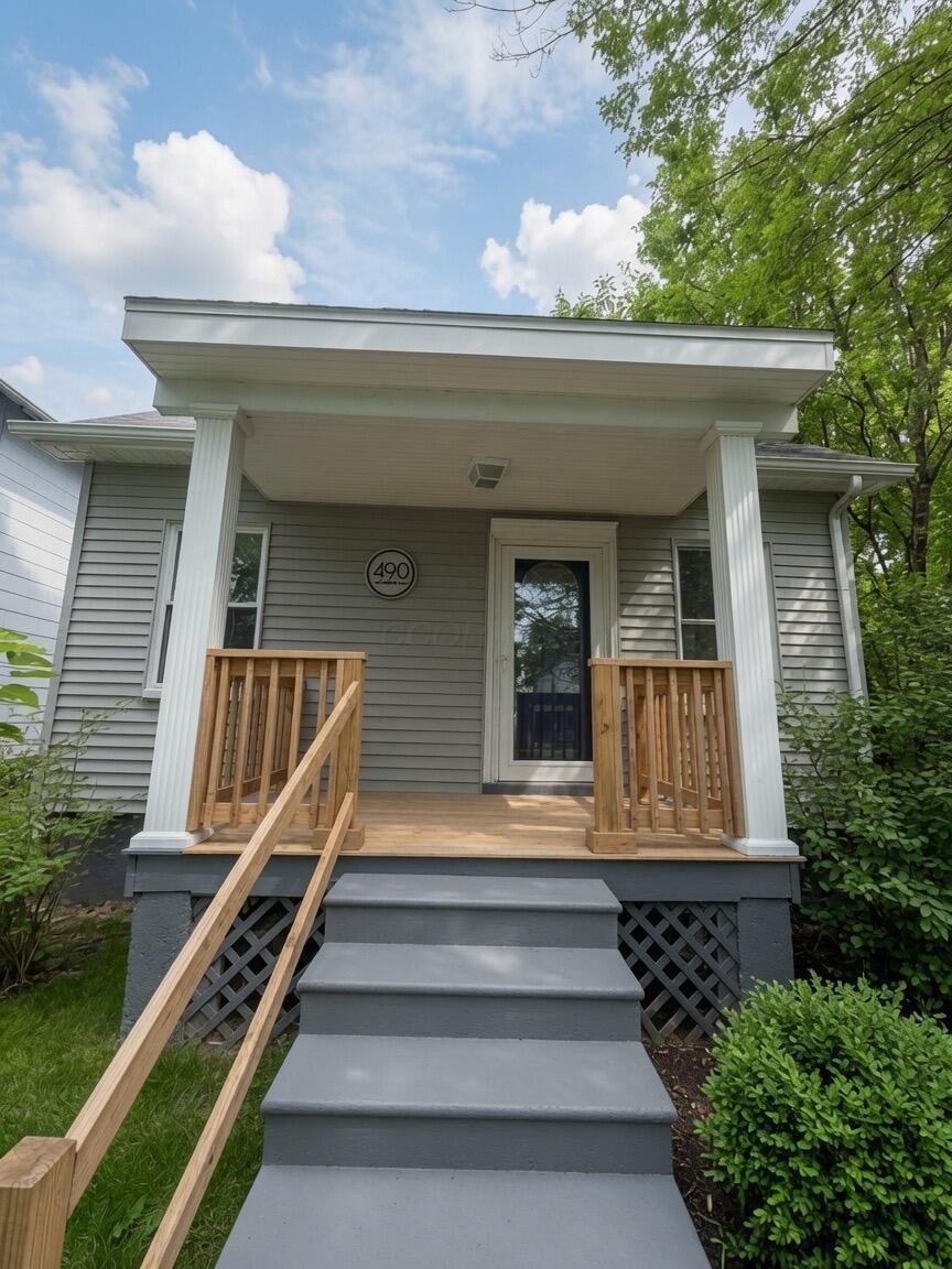 490 E Oakland Ave – photo 2