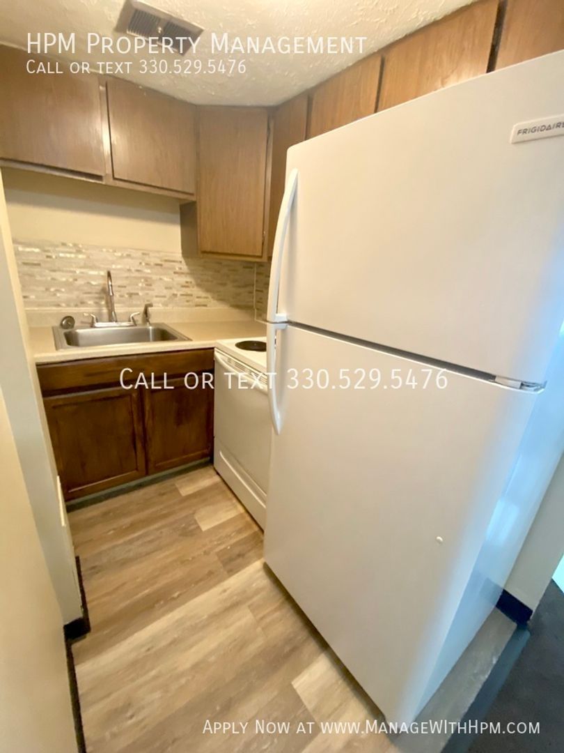 1821 Ferndale Rd NW unit 33 – photo 5