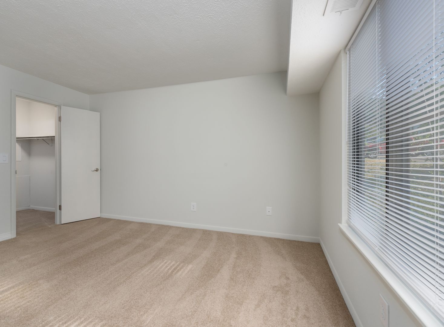 6275 Country Club Dr unit 6003 – photo 4