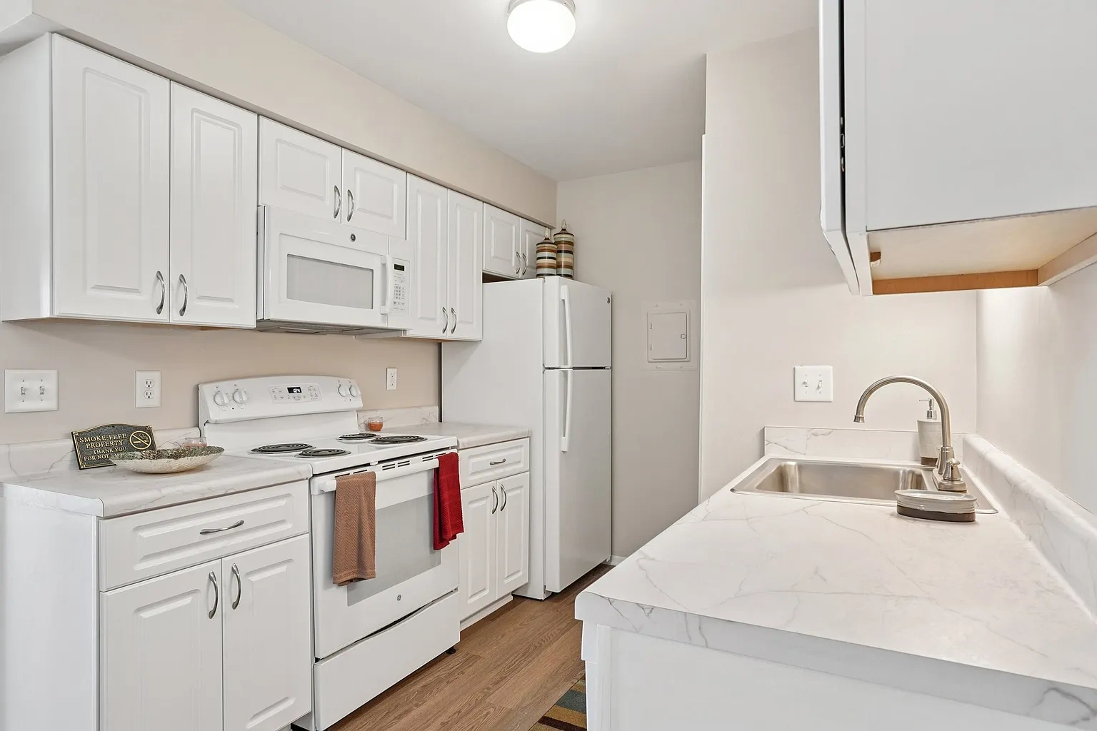 Swan Harbour Apartments – photo 4