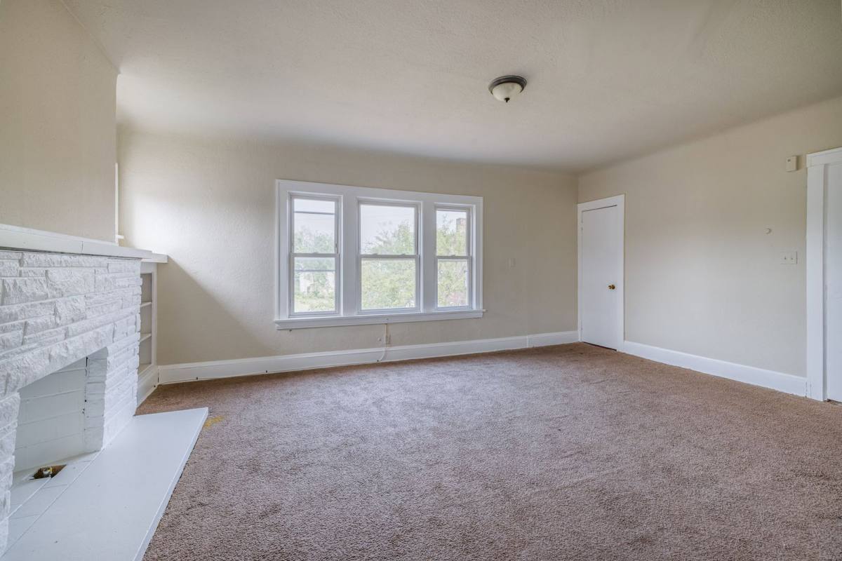 3691 E 116th St – photo 5