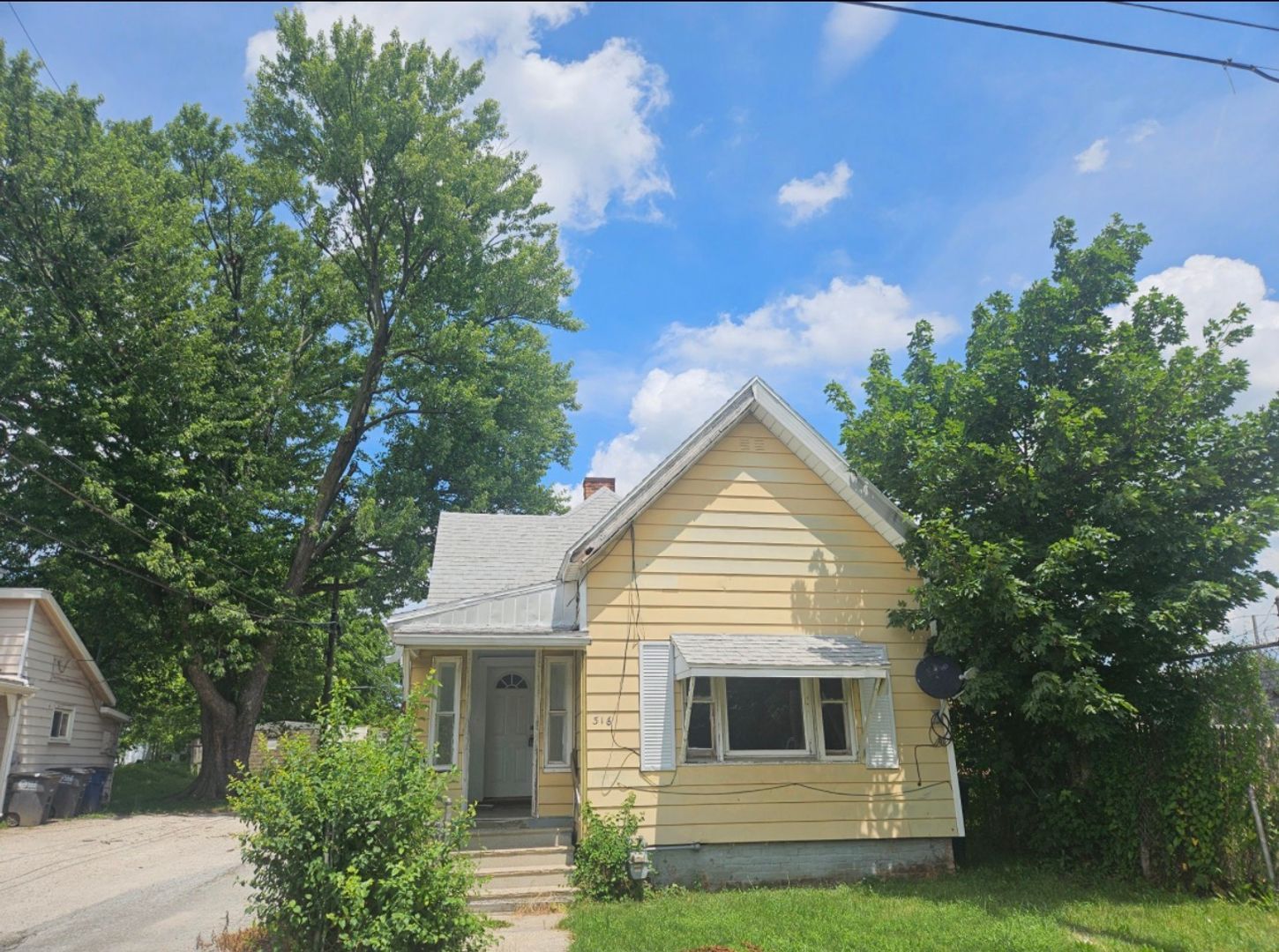 316 Columbus St – photo 1