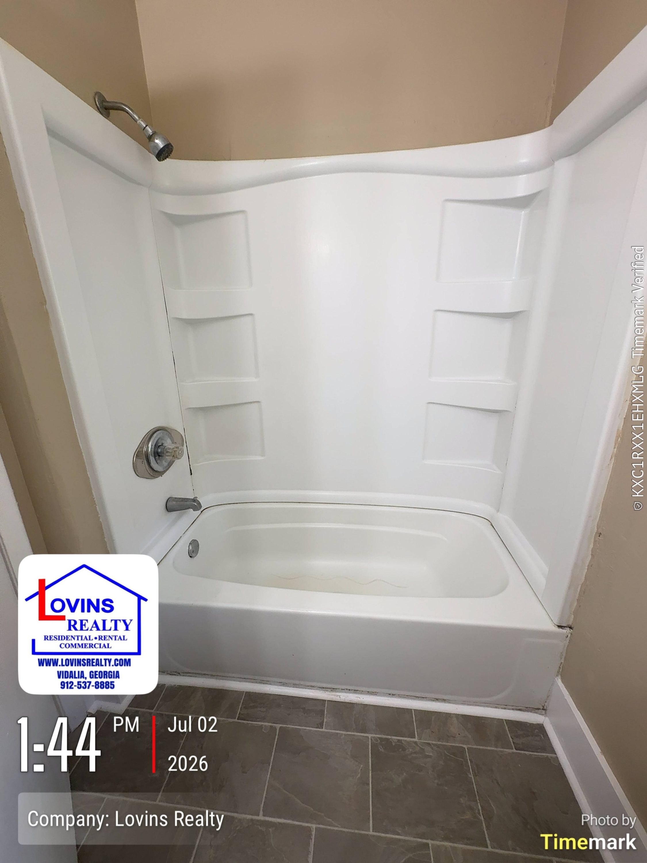 216 Arlington Dr – photo 4