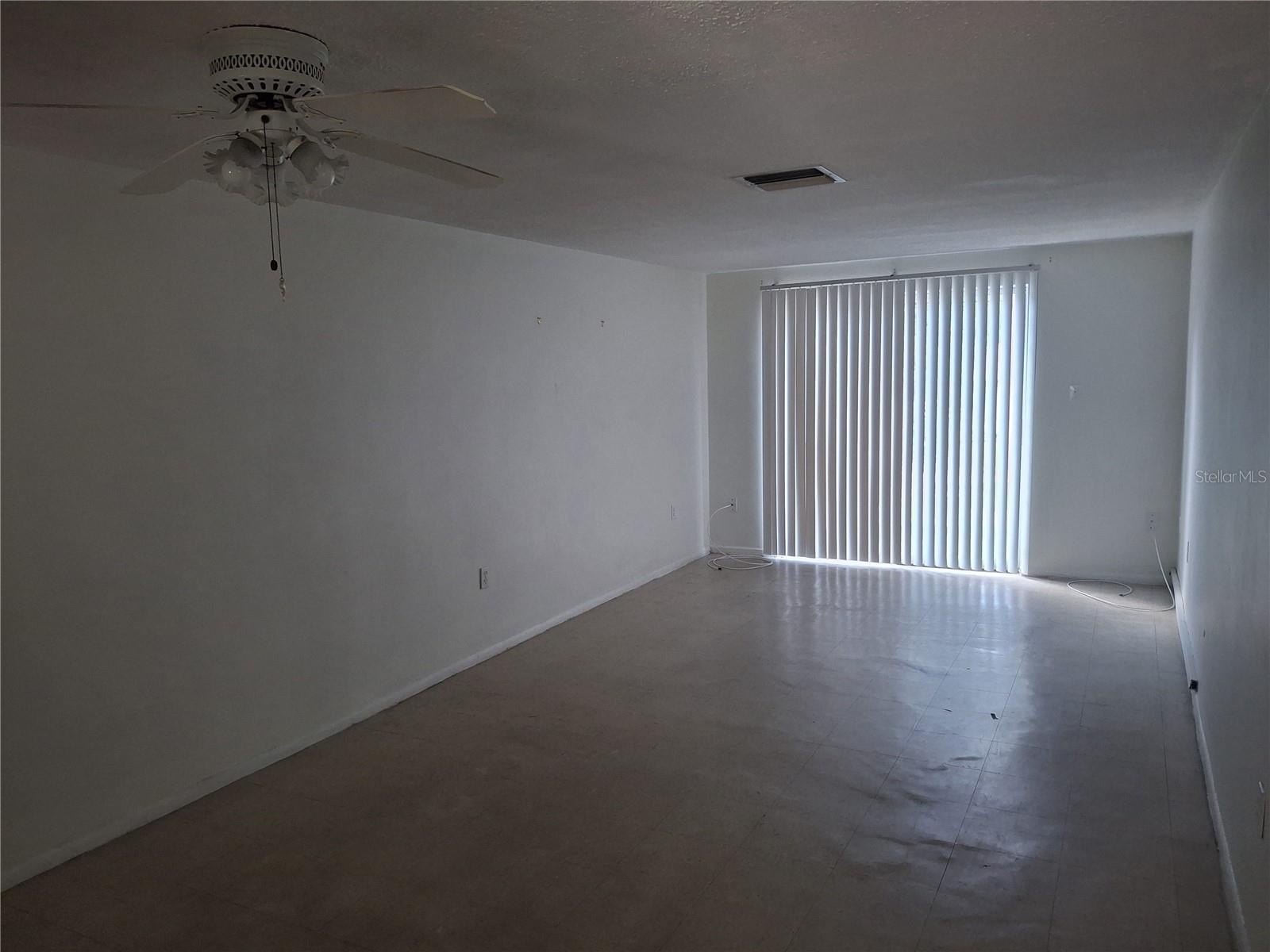 6229 Harrison St – photo 2