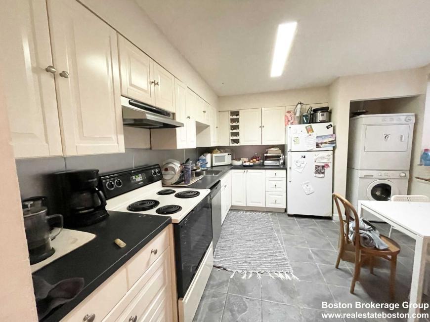 83 Gainsborough St – photo 1