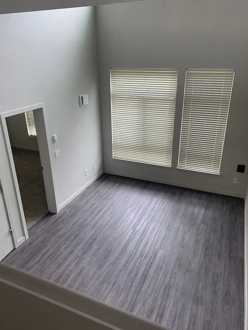 Market Village Apartments – photo 2