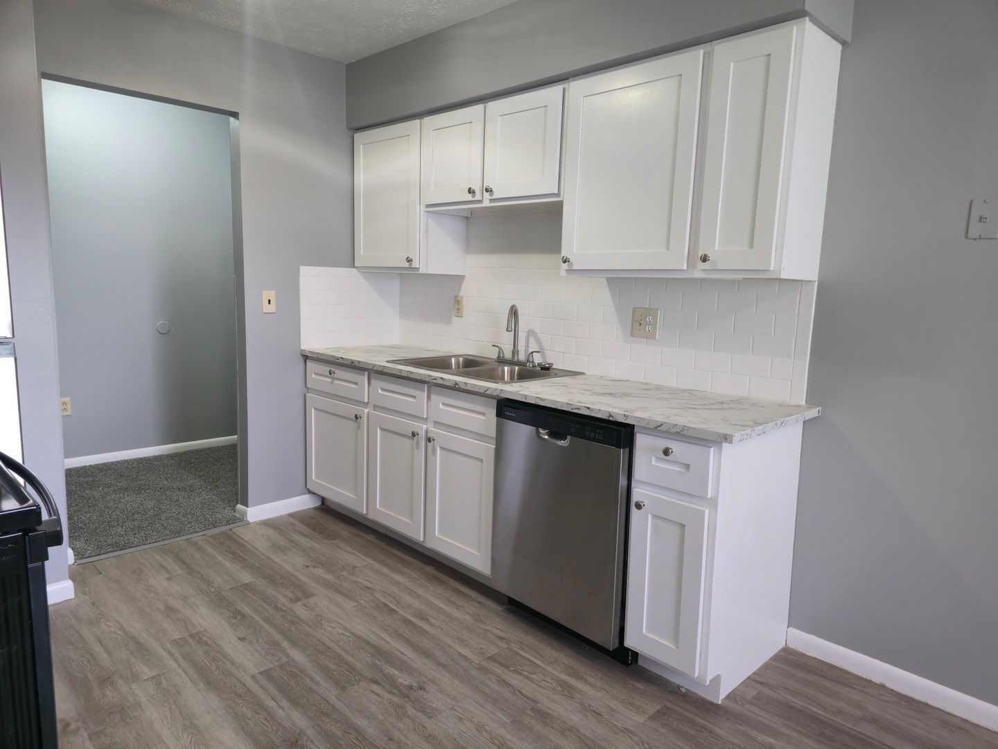 947 Business 28 unit 17 – photo 4