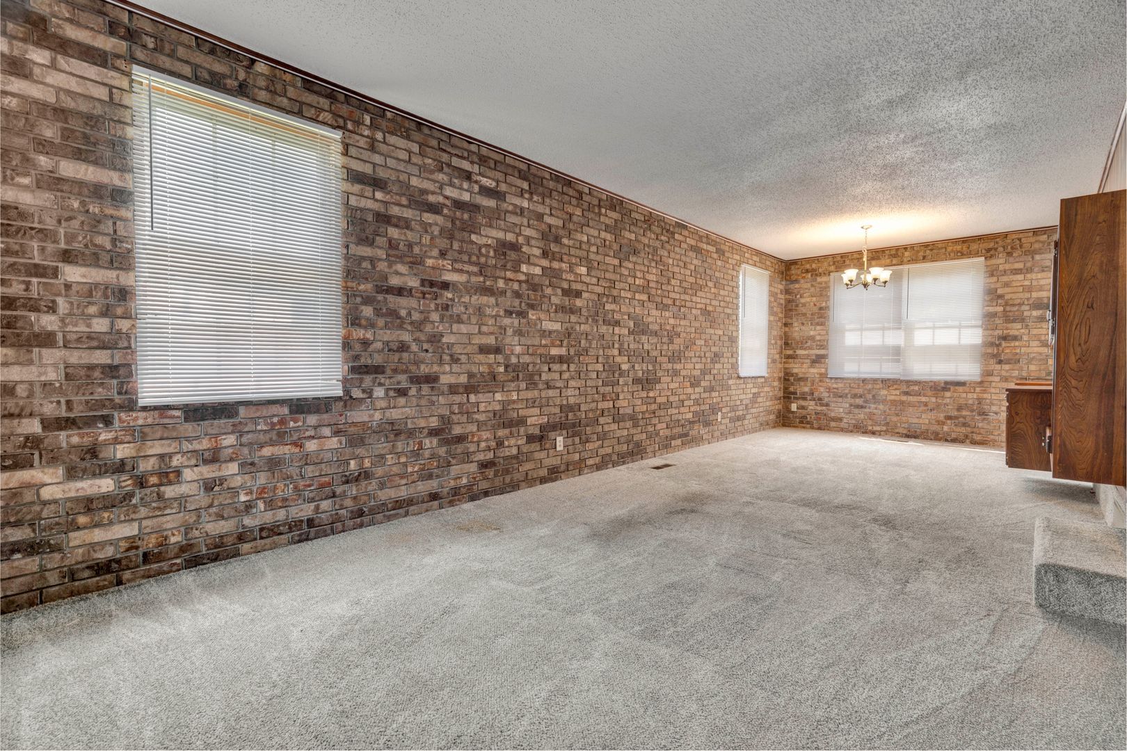 1660 Palmer Pl – photo 2