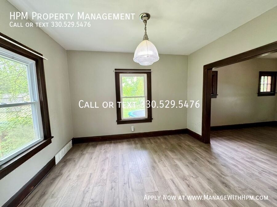 304 Chicago Pl NW – photo 3