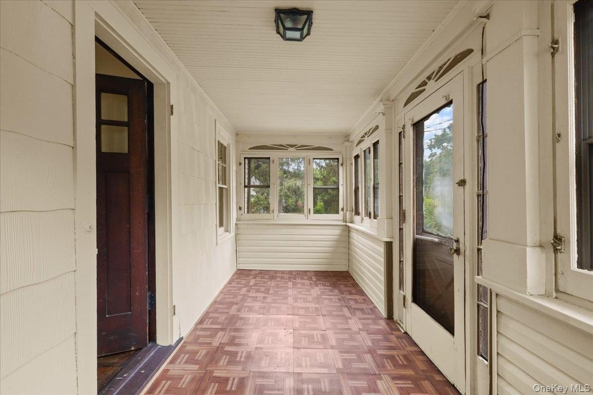 37 Yates Ave – photo 5