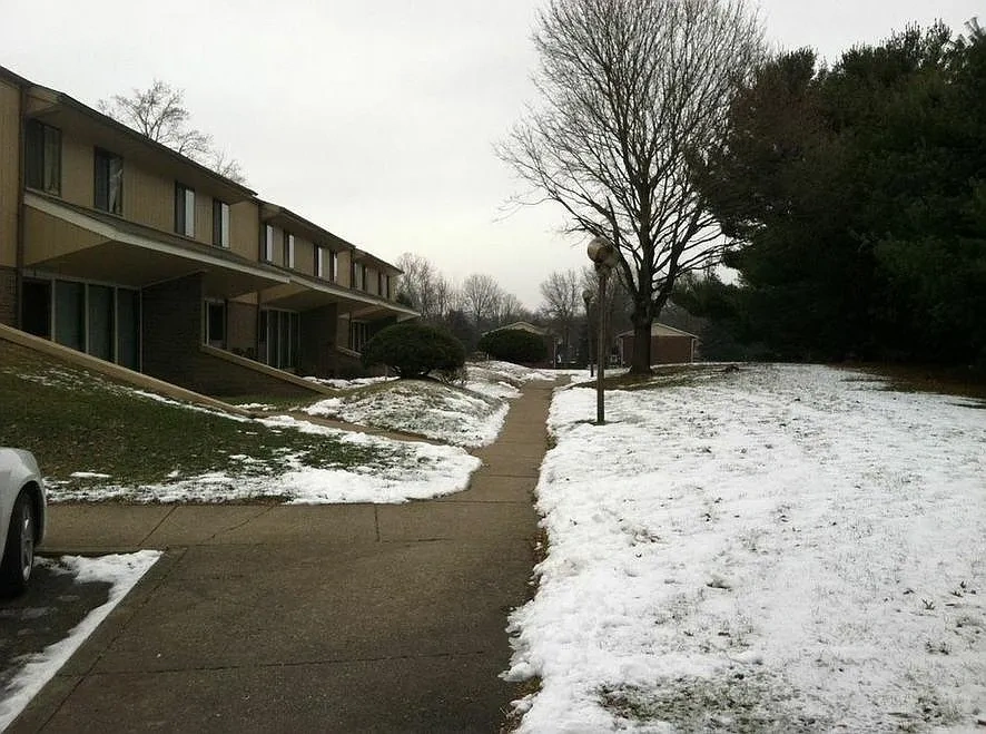 Riverbluff Apartments – photo 4