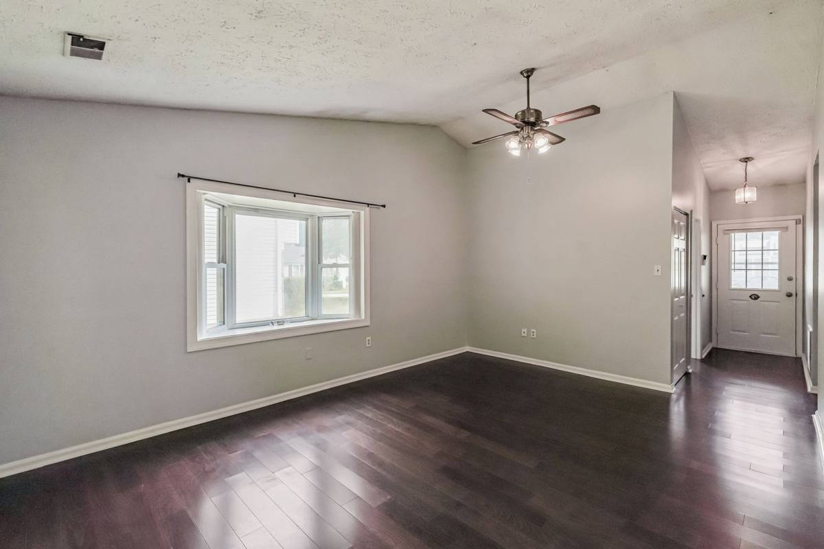 2317 Valery Ct – photo 2