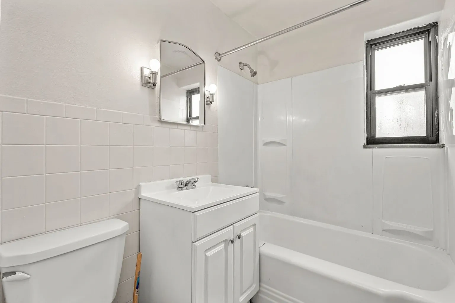 2117 Brownsville Road – photo 4