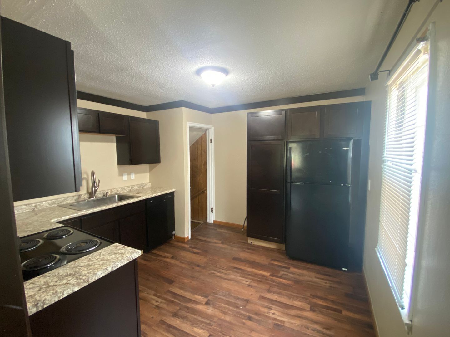 916 12th Ave N – photo 3