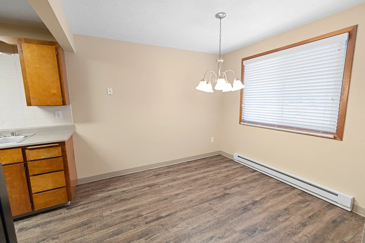 Lyons Court Apartments – photo 3