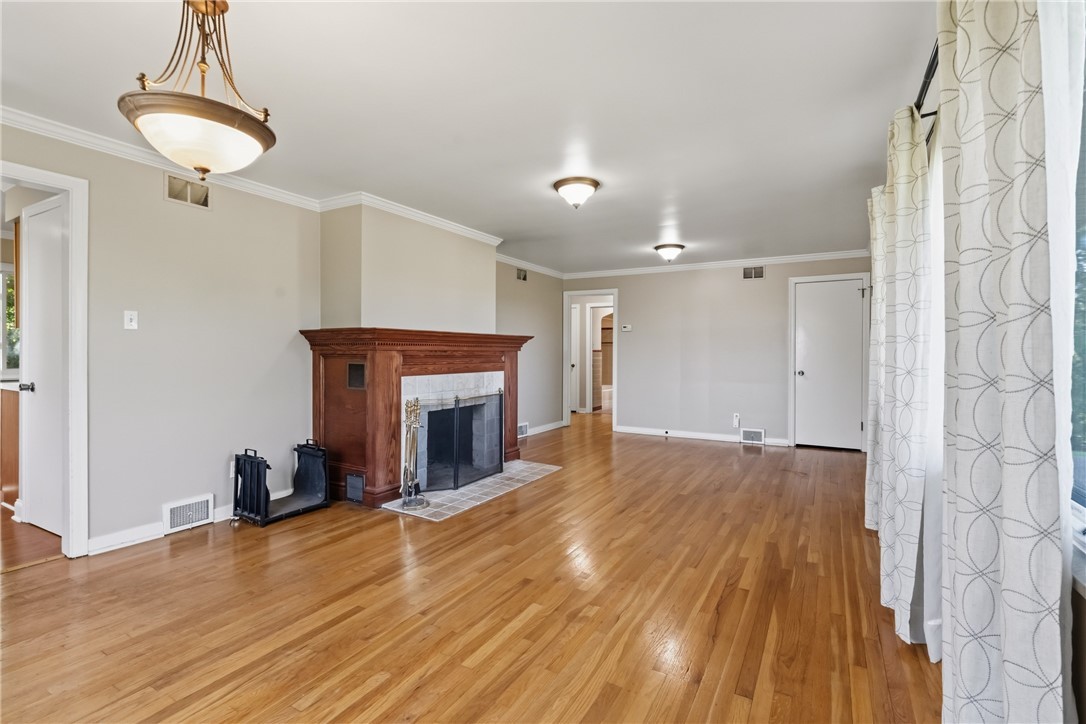 359 Dorseyville Rd – photo 5
