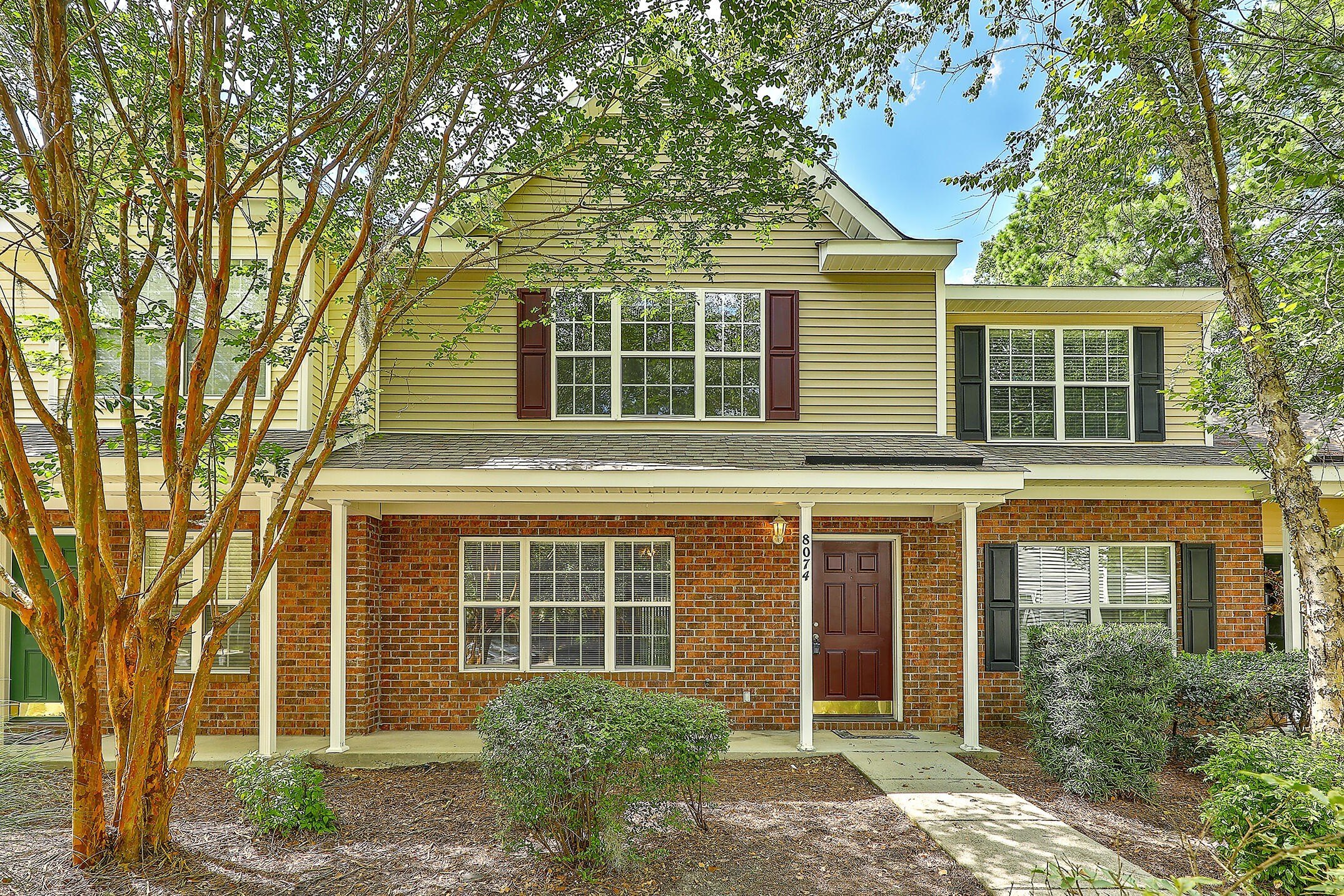 8074 Shadow Oak Dr – photo 2