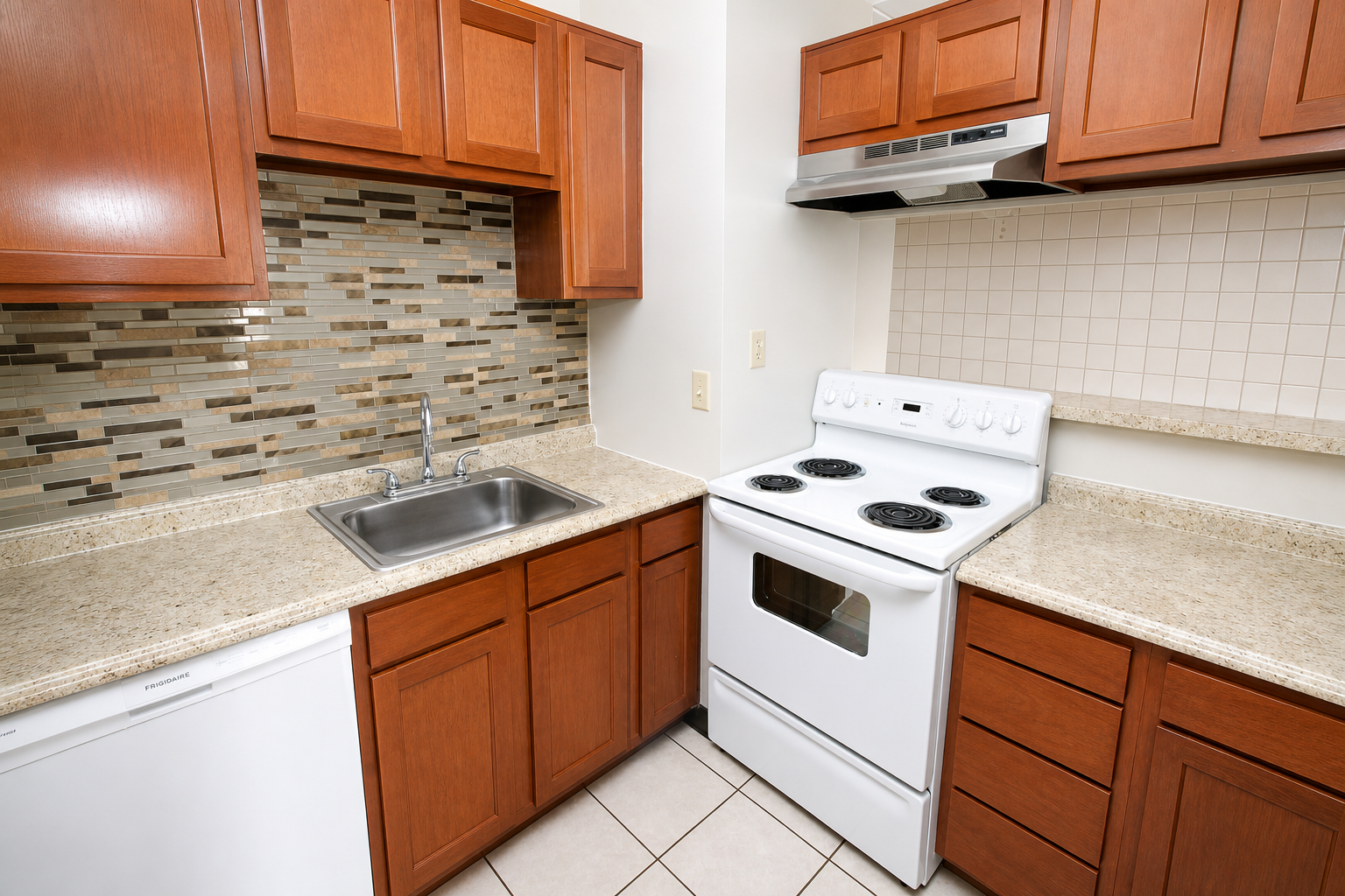 7000 Helen St unit B-13 – photo 3