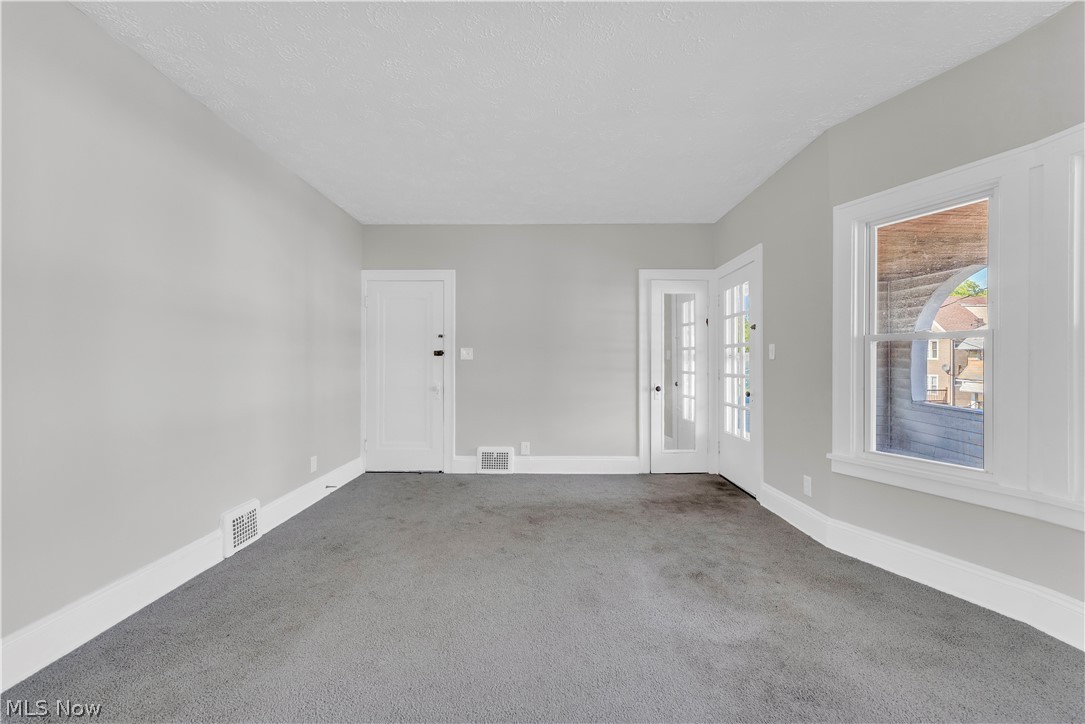 3394 E 146th St unit 2/UP – photo 5