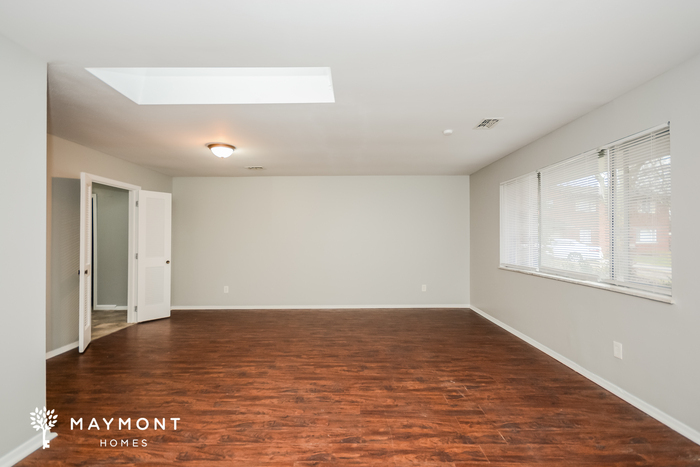 2499 Bluelark Dr – photo 5