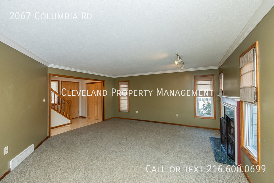 2067 Columbia Rd – photo 3