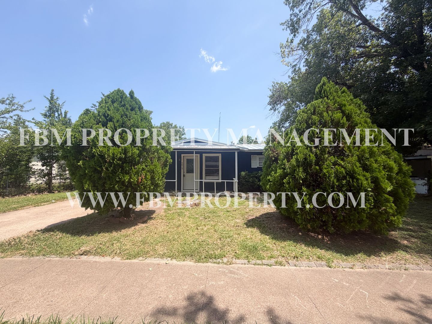 3015 Winfield Dr – photo 1