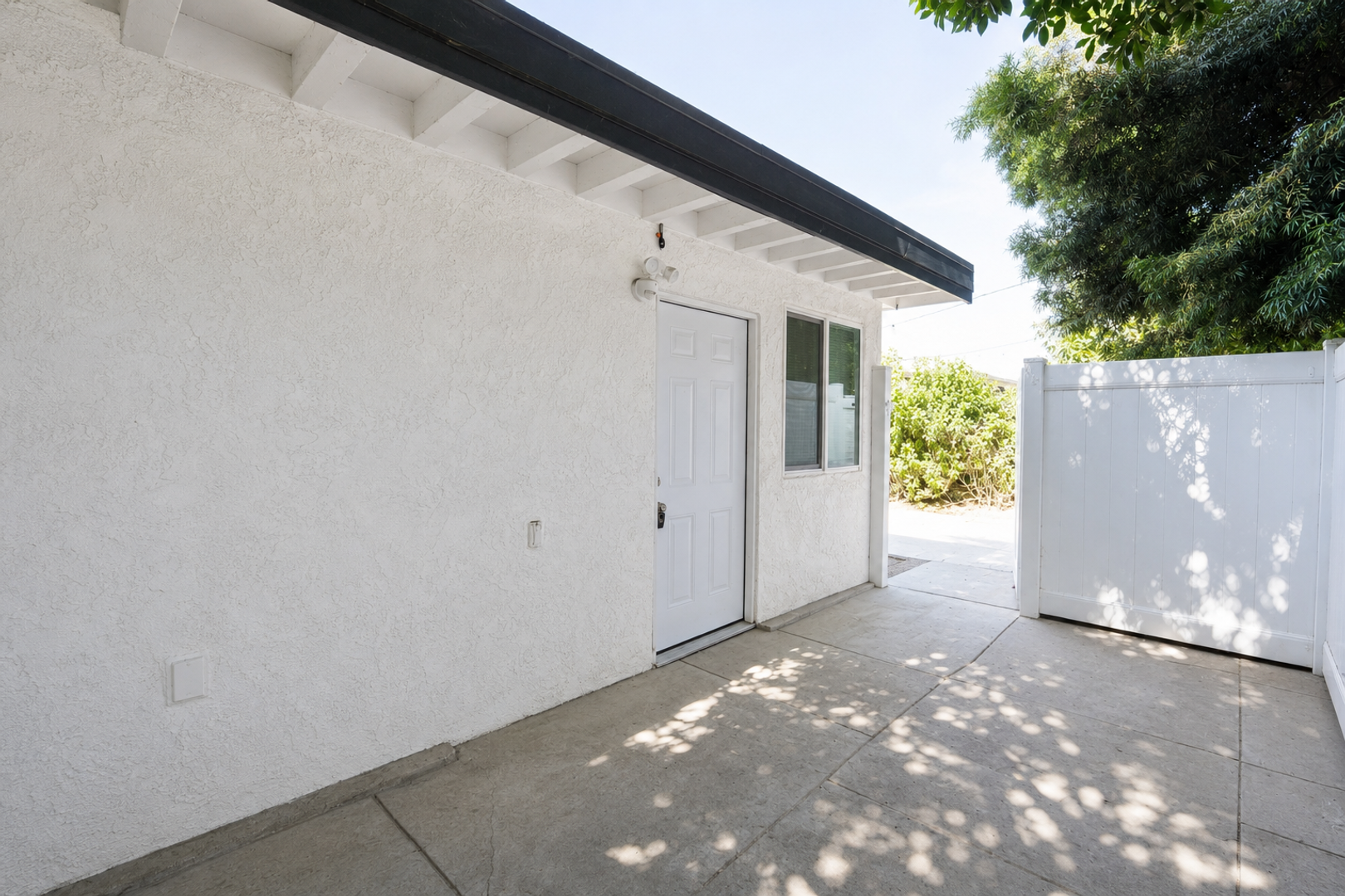 300 Mulvihill Ave unit 2 – photo 3