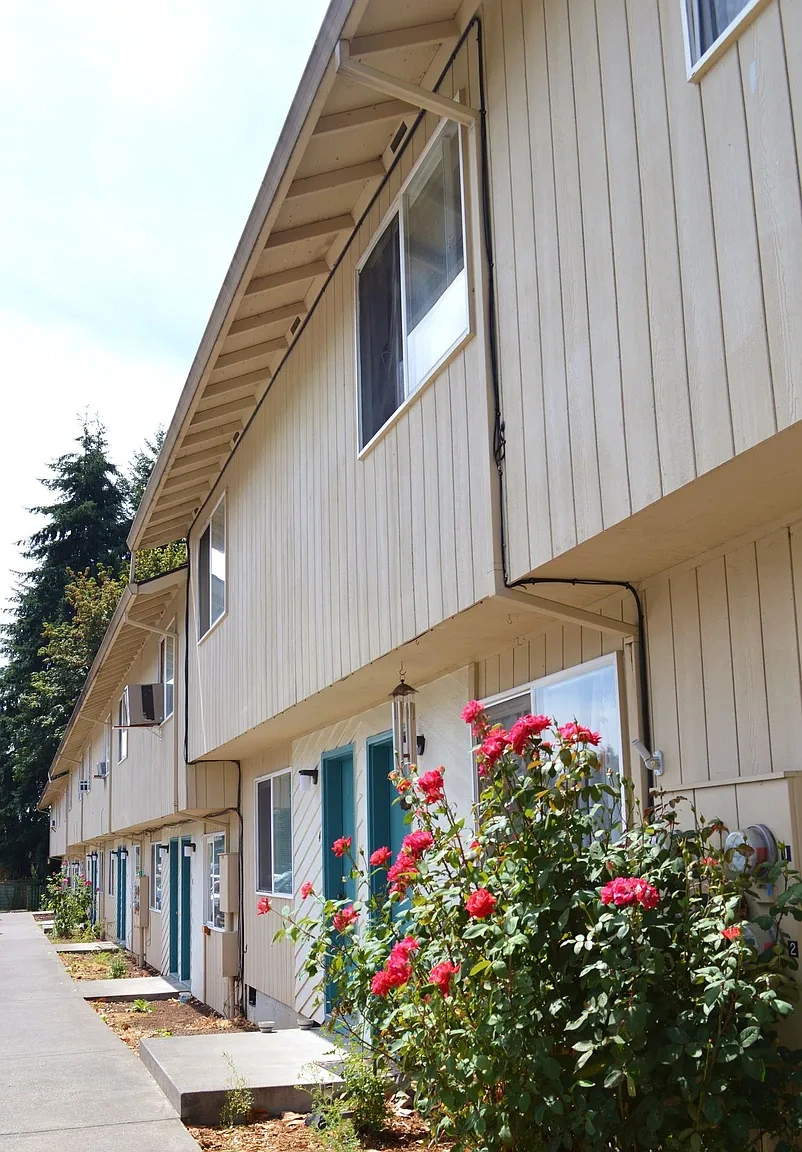 Arrowsmith Apartments – photo 5