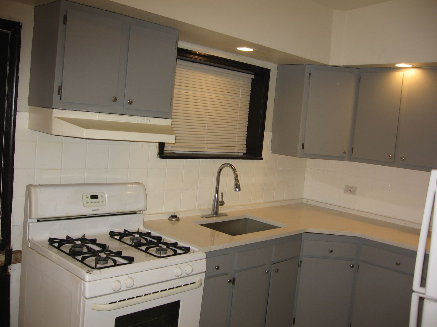 467 Mechanic St – photo 4