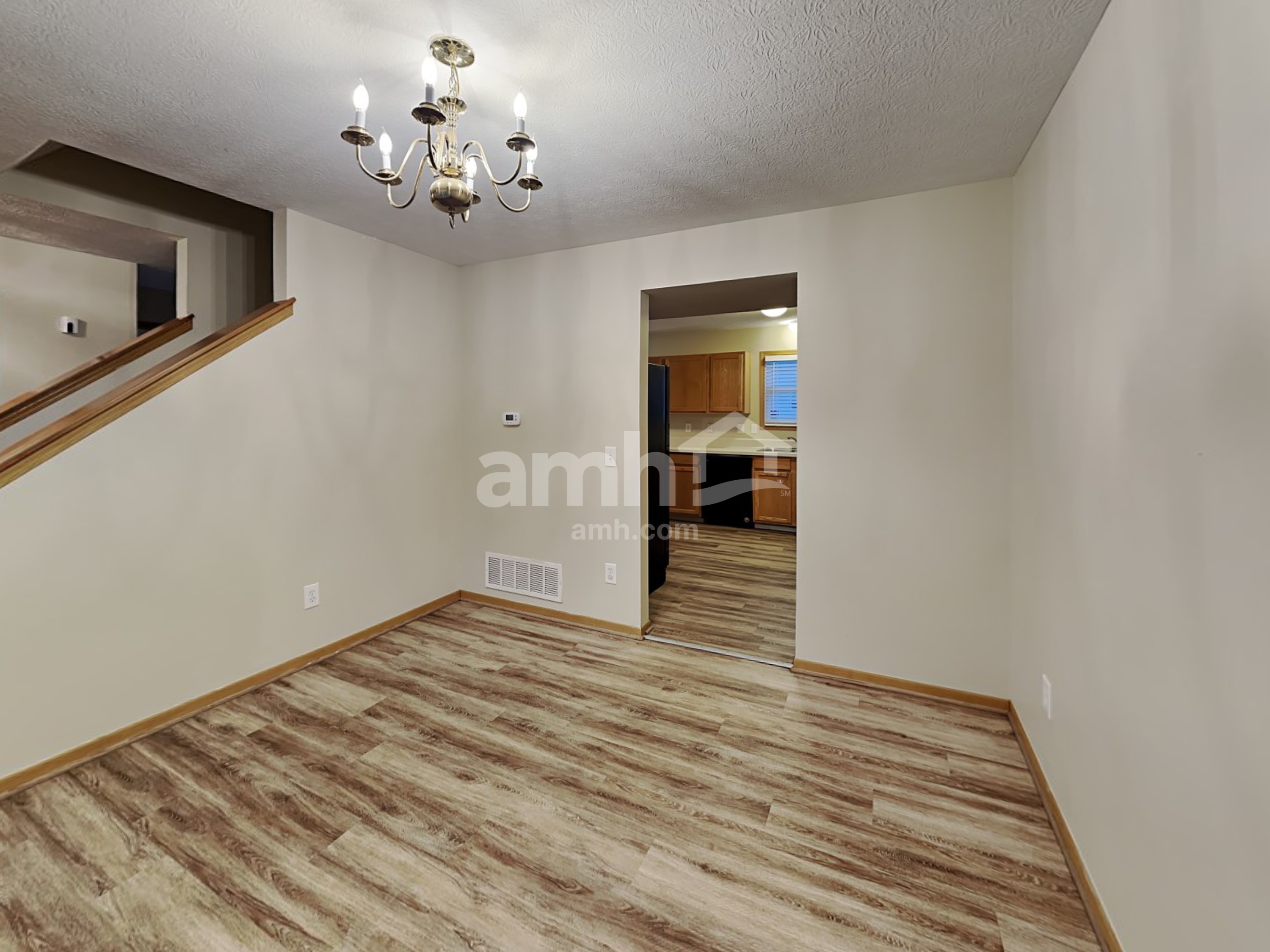 460 Lilyfield Ln – photo 5