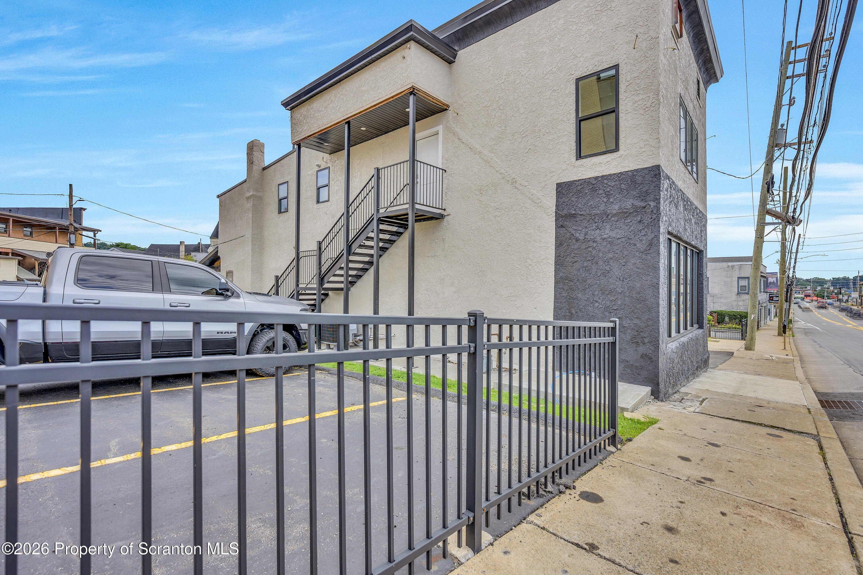 111 S Blakely St #2ND 1 – photo 2